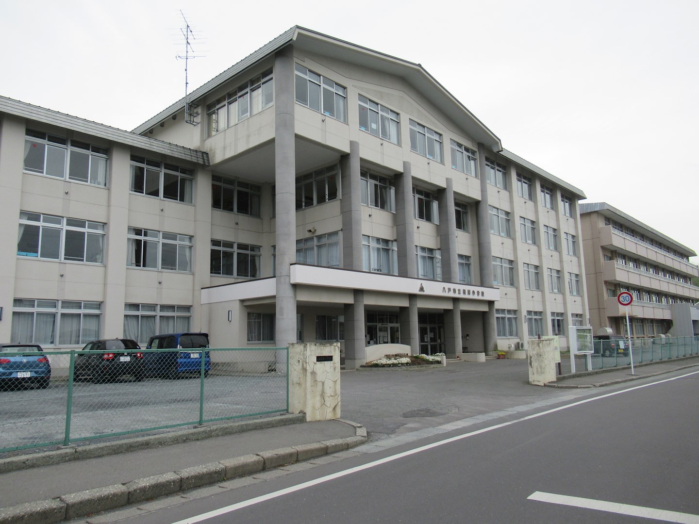 【建築条件付】八戸市下長五丁目10-2 NO.6 小学校