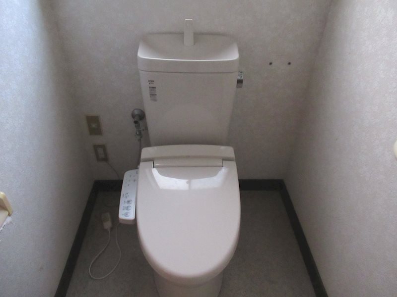 秋田市土崎港北一丁目150-22　【戸建】 内観写真（トイレ）