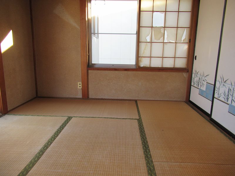 秋田市土崎港北一丁目150-22　【戸建】 内観写真（リビング以外の居室）