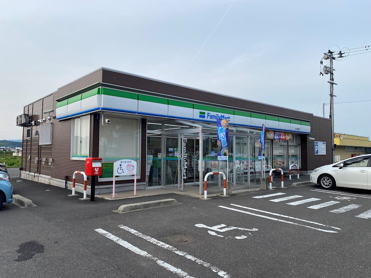 北秋田市鷹巣字本屋敷土地③ コンビニ