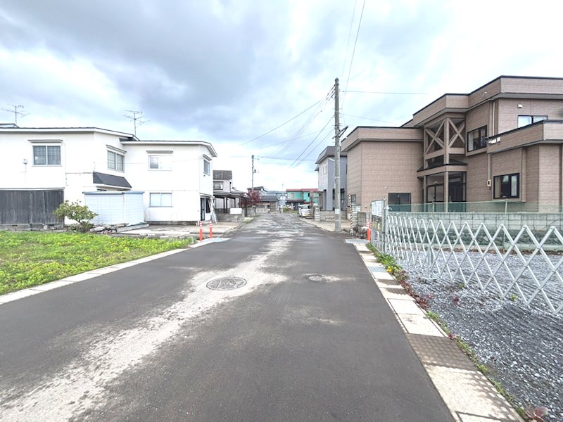 【ハシモトホーム売地】ハピア富田4丁目№2 現地写真（前面道路含む現地写真）