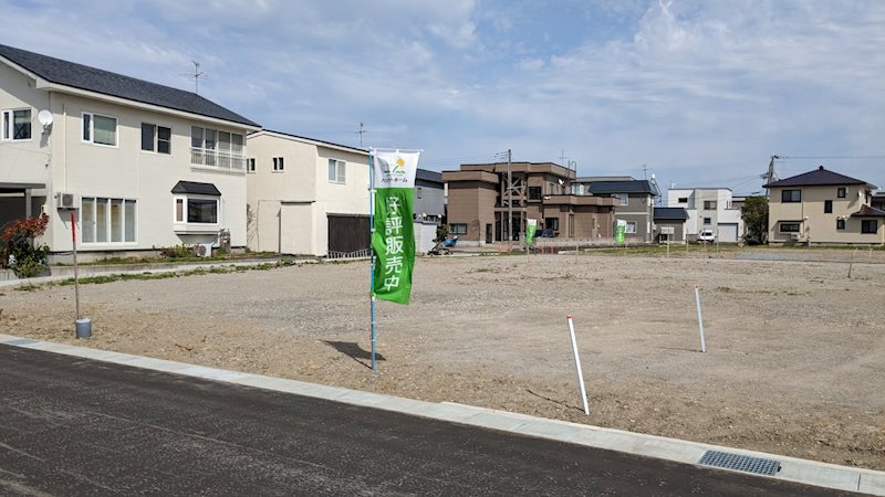 【ハシモトホーム売地】ハピア富田4丁目№21 現地写真（前面道路含む現地写真）