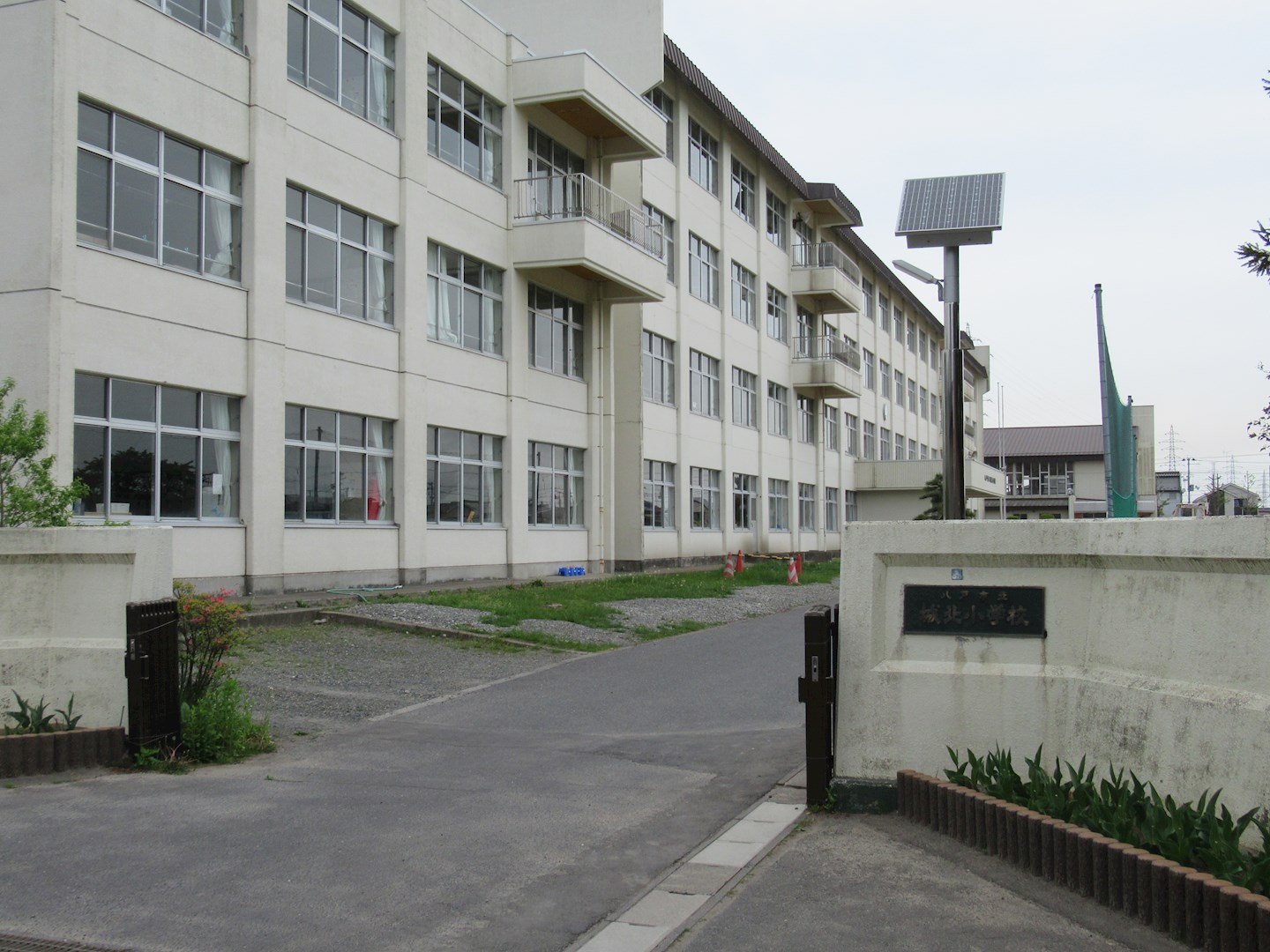 【価格見直し】八戸市下長5丁目 小学校