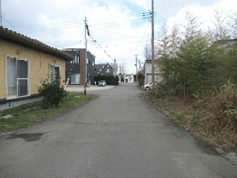 潟上市天王字棒沼台　土地 現地写真（前面道路含む現地写真）