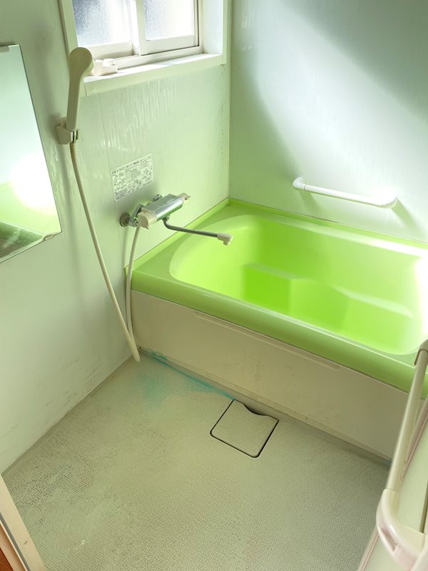 黒石市錦町中古住宅 内観写真（浴室）