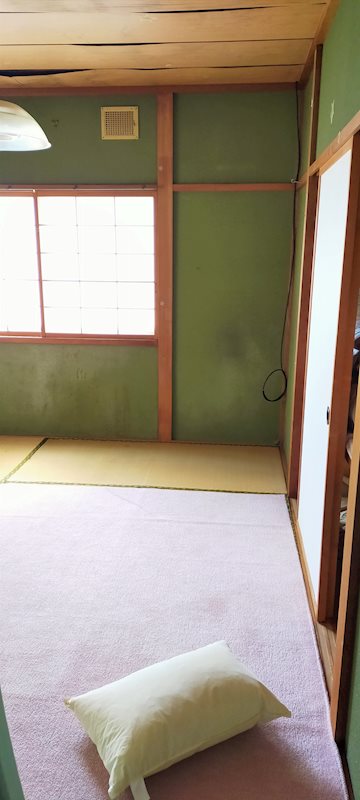 【ハシモトホーム】里見一丁目中古住宅 内観写真（子供部屋）