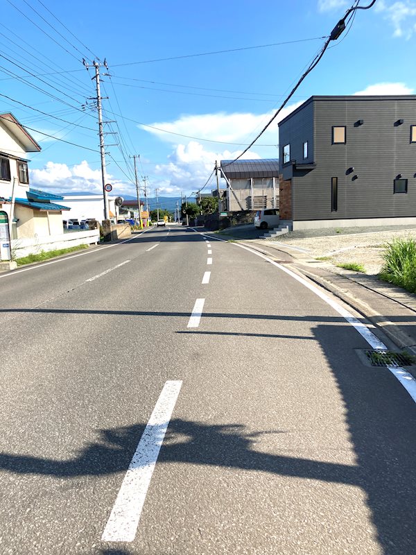 【ハシモトホーム売地】安田近野A 現地写真（前面道路含む現地写真）