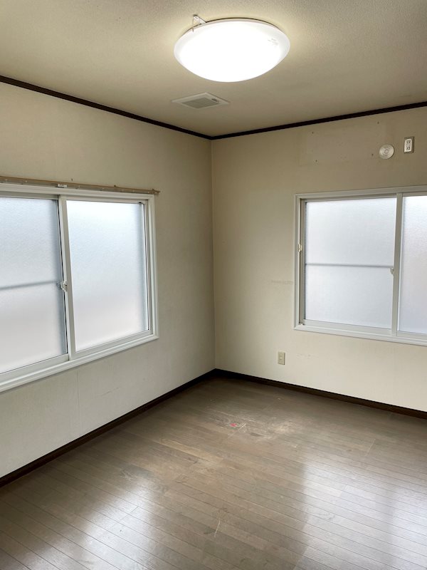 【弘前支店】田園一丁目店舗付住宅   内観写真（内装）