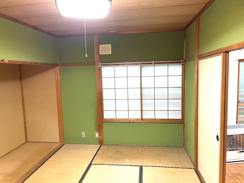 【ハシモトホーム】金沢三丁目中古住宅 内観写真（リビング以外の居室）