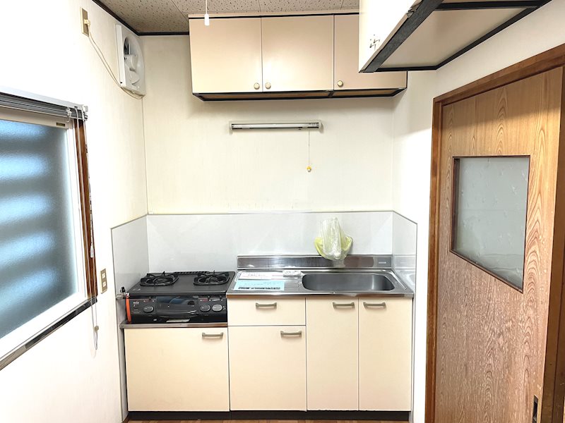 【ハシモトホーム】金沢三丁目中古住宅 内観写真（キッチン）