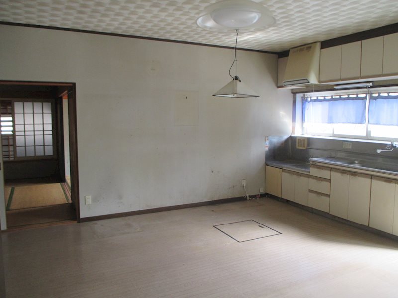 大館市赤石中古住宅 内観写真（リビング）