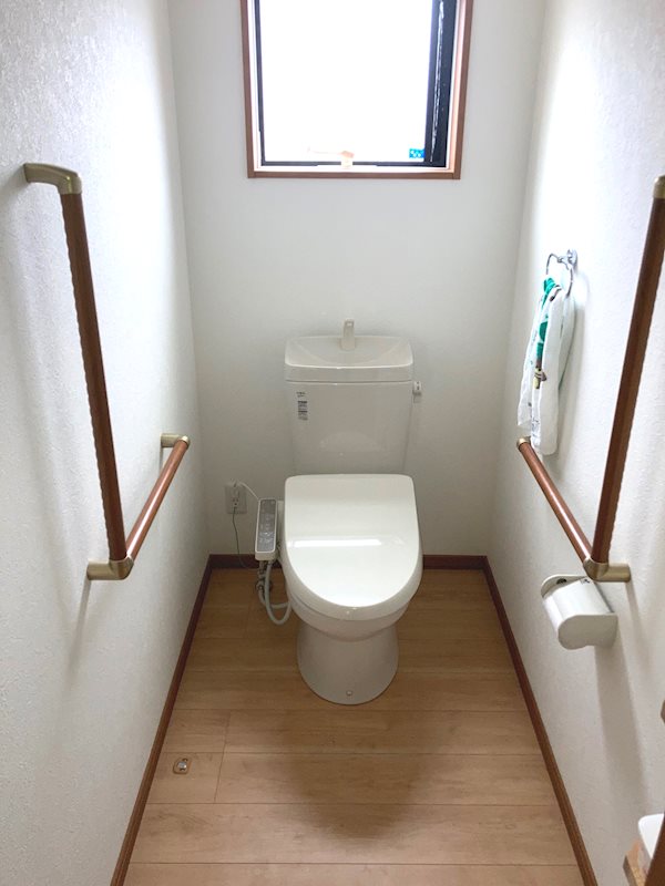 【ハシモトホーム】青柳２丁目中古住宅 内観写真（トイレ）