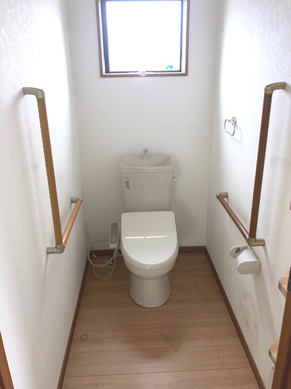 【ハシモトホーム】青柳２丁目中古住宅 内観写真（トイレ）