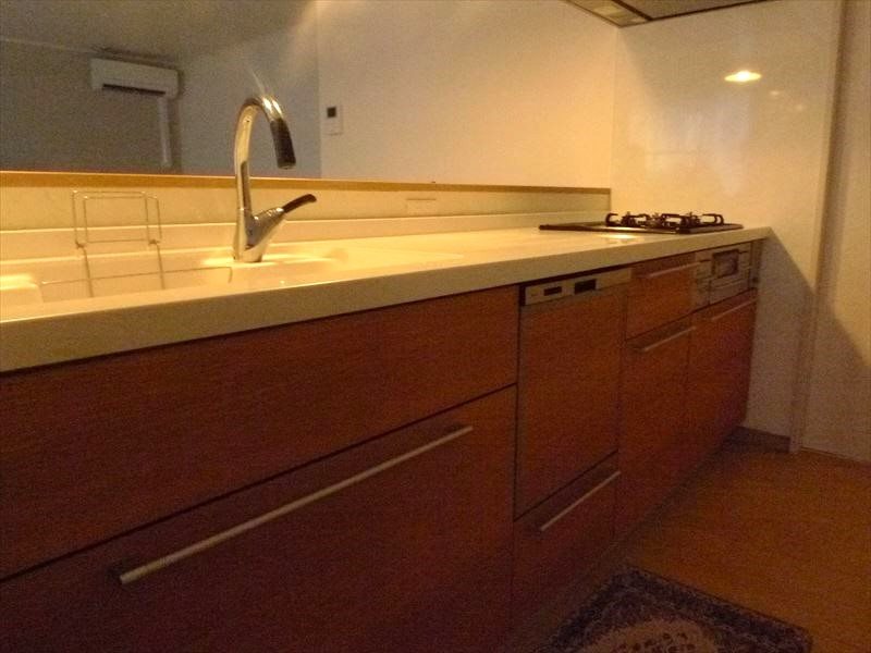 緑が丘2丁目 中古住宅 内観写真（キッチン）