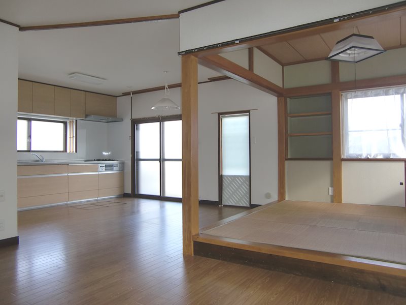 平田　平屋中古住宅 内観写真（リビング）