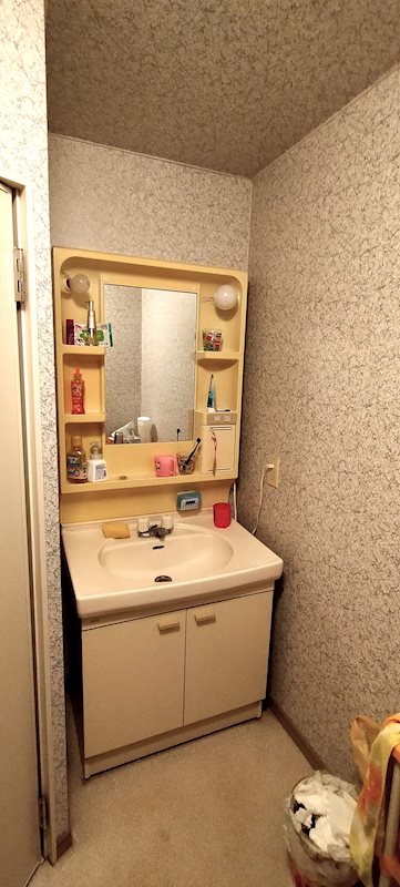 【ハシモトホーム】三内稲元中古住宅  内観写真（洗面台・洗面所）