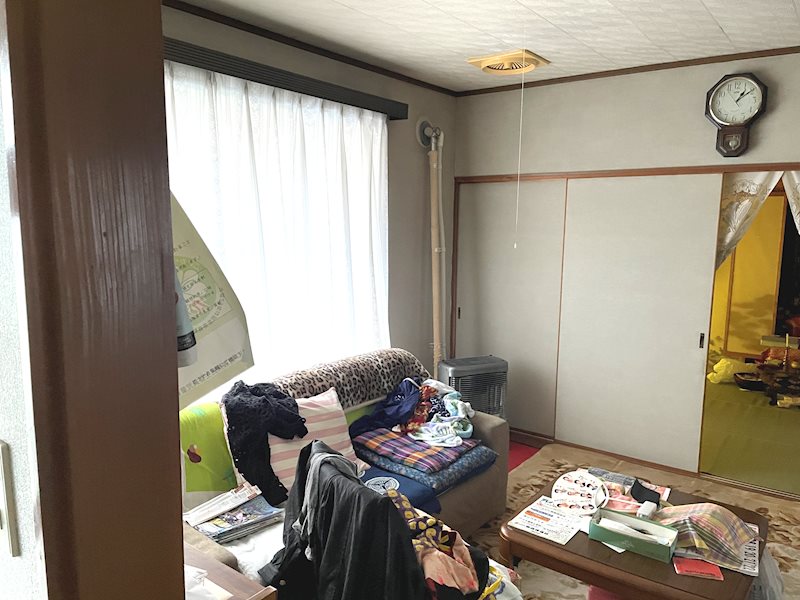 【ハシモトホーム】奥内宮田中古住宅 内観写真（リビング）