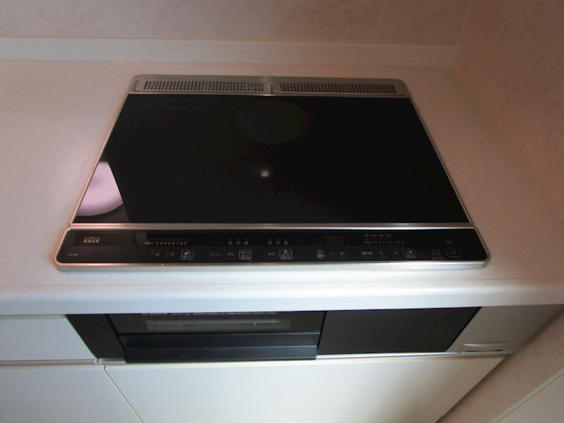 【八戸支店】上北郡六戸町小松ヶ丘3丁目_中古住宅 内観写真（キッチン）
