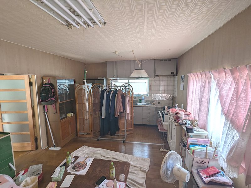 【ハシモトホーム】三本木川崎中古住宅 内観写真（リビング）