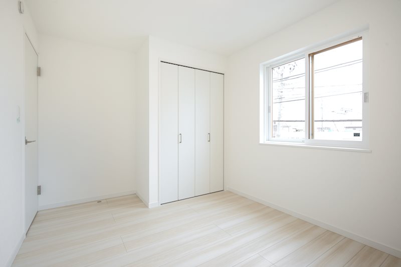 【ハシモトホーム】　青山1丁目建売住宅 内観写真（リビング以外の居室）