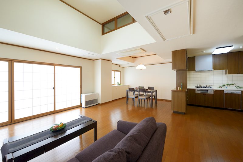 ライオンズマンション馬場町705号室 内観写真（リビング）