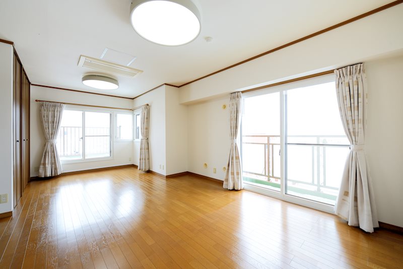 ライオンズマンション馬場町705号室 内観写真（リビング以外の居室）