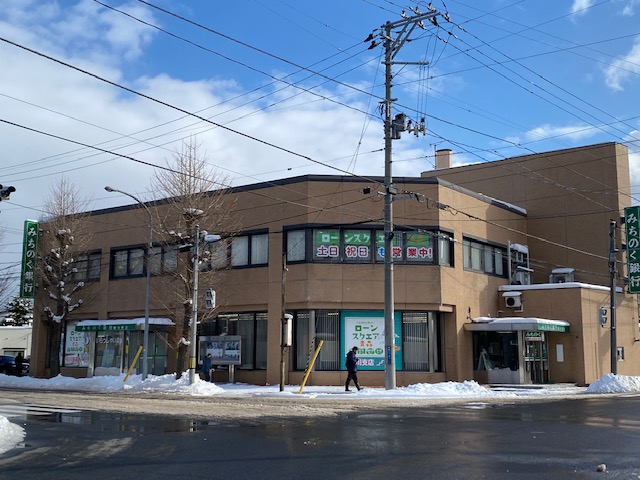【ハシモトホーム】桜川４丁目中古住宅 銀行