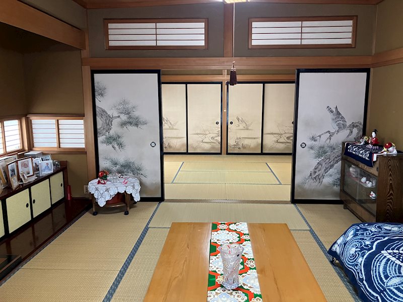 大館市花岡町長森31番 内観写真（リビング以外の居室）