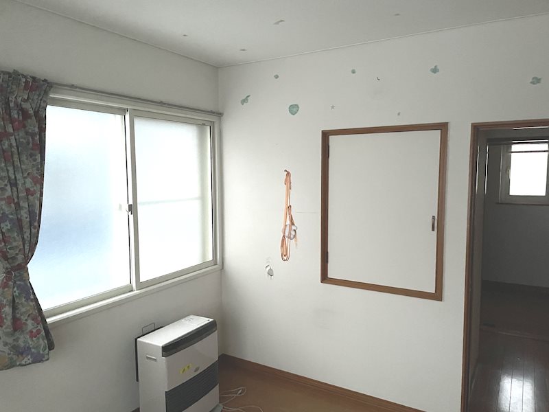 【ハシモトホーム】本泉二丁目中古住宅 内観写真（リビング以外の居室）