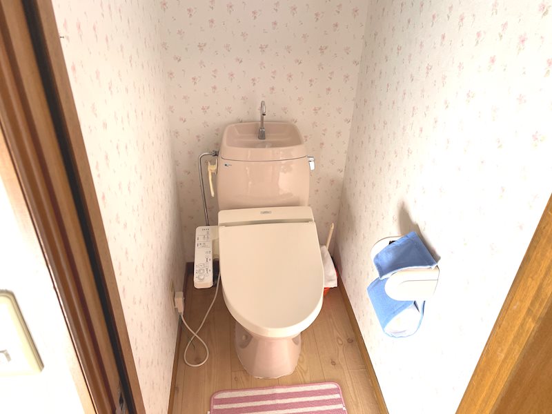 【ハシモトホーム】本泉二丁目中古住宅 内観写真（トイレ）