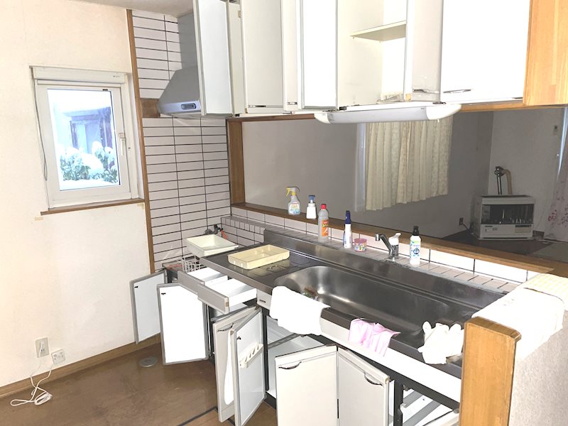 【ハシモトホーム】本泉二丁目中古住宅 内観写真（キッチン）