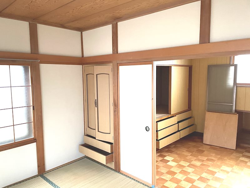 【ハシモトホーム】久須志三丁目中古住宅 内観写真（リビング以外の居室）