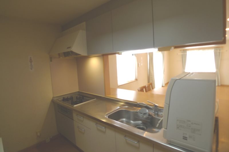 東黒石野2丁目 中古住宅 内観写真（キッチン）