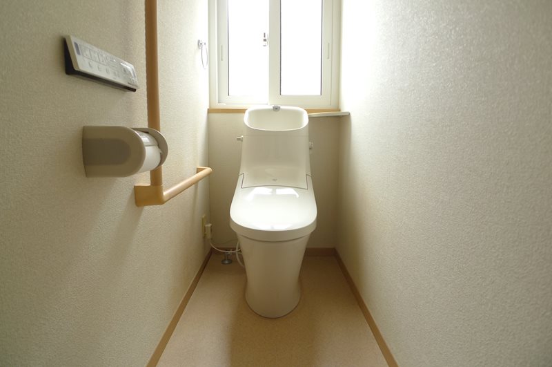 東黒石野2丁目 中古住宅 内観写真（トイレ）