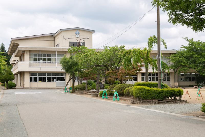 東黒石野2丁目 中古住宅 小学校