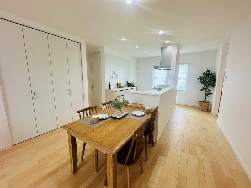 【ハシモトホーム未入居住宅】ハピア篠田モデルＨ 内観写真（リビング）