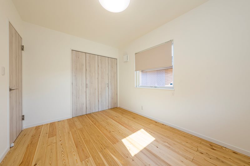 【価格改定】2700万円→2680万円　秋田市将軍野青山町183-4　【戸建】 内観写真（リビング以外の居室）