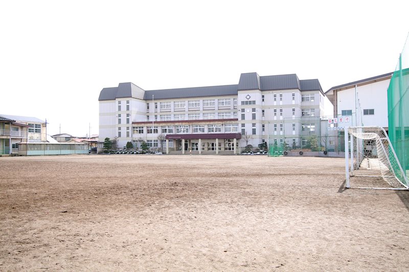 向中野1丁目 売地 中学校