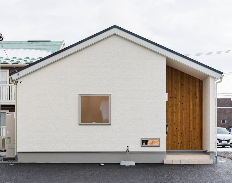 《平屋モデルハウス販売中、家具・カーテン付き》八戸市田向1丁目 現地写真