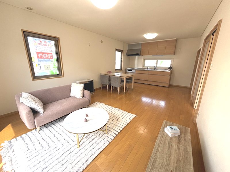 【ハシモトホームリフォーム済中古住宅】千刈１丁目中古住宅 内観写真（リビング）