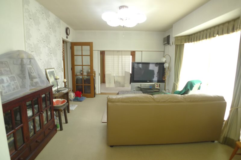 下米内1丁目 中古住宅 内観写真（リビング）
