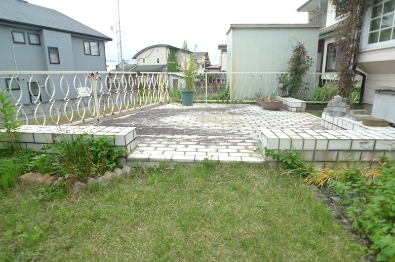 下米内1丁目 中古住宅 現地写真（庭）