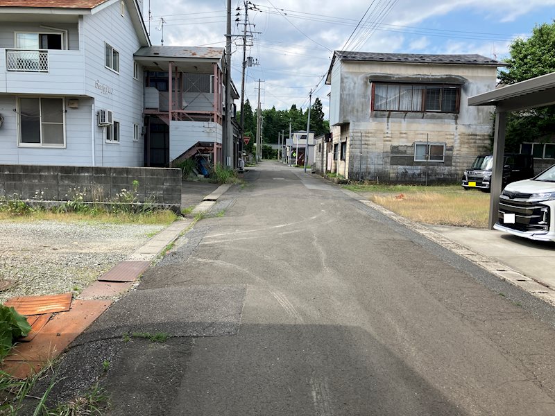 大館市中神明町土地 現地写真（前面道路含む現地写真）