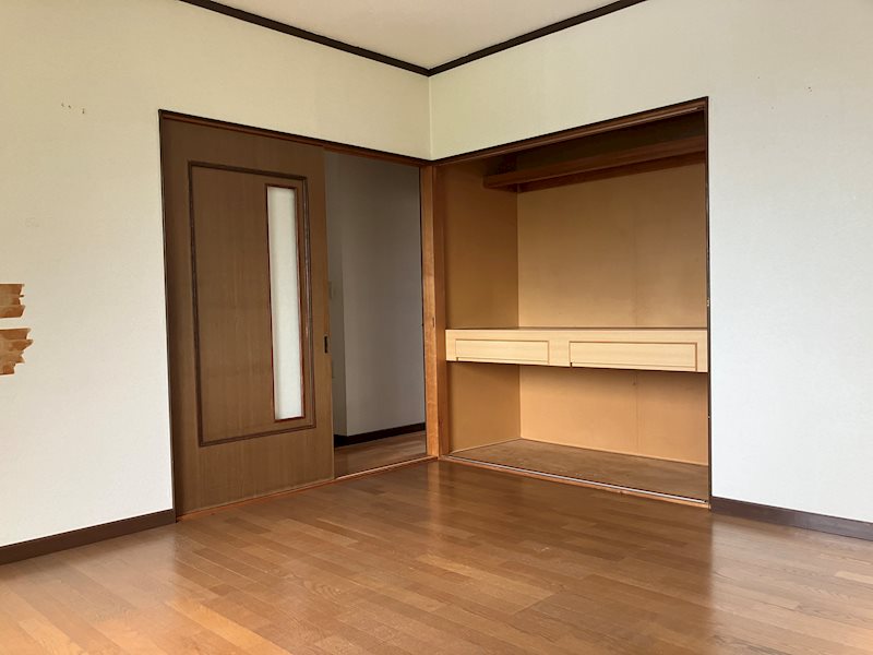 大館市比内町扇田字新長岡58番2 内観写真（リビング以外の居室）