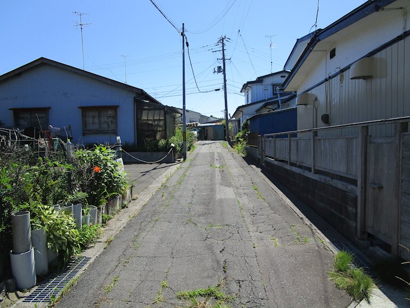◇八戸支店◇八戸市大字新井田字塩入6-35、6-36 現地写真