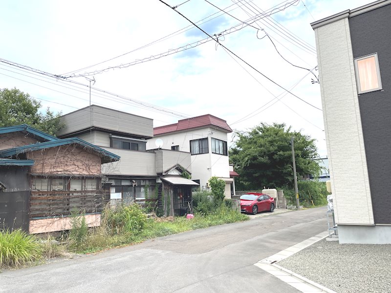 【ハシモトホーム売地】港町二丁目 現地写真（前面道路含む現地写真）