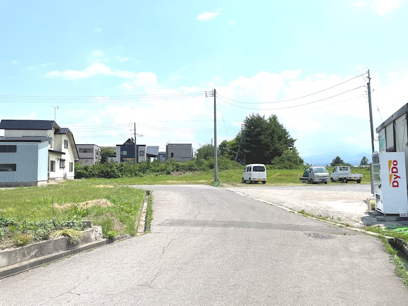 【ハシモトホーム売地】安田近野 現地写真（前面道路含む現地写真）