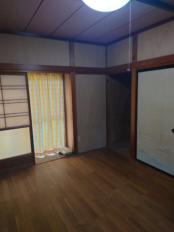 秋田市濁川字蟹子沢104-1【戸建】 内観写真（リビング以外の居室）