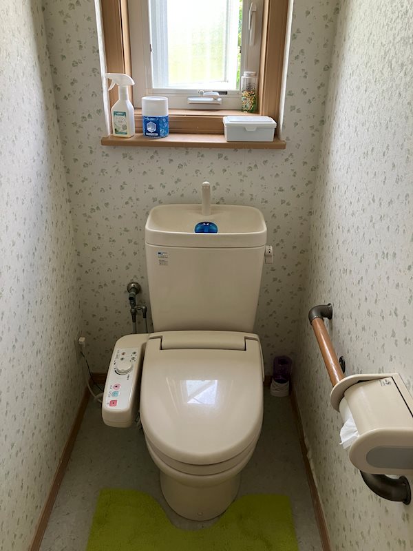 大館市外川原中岱中古 内観写真（トイレ）