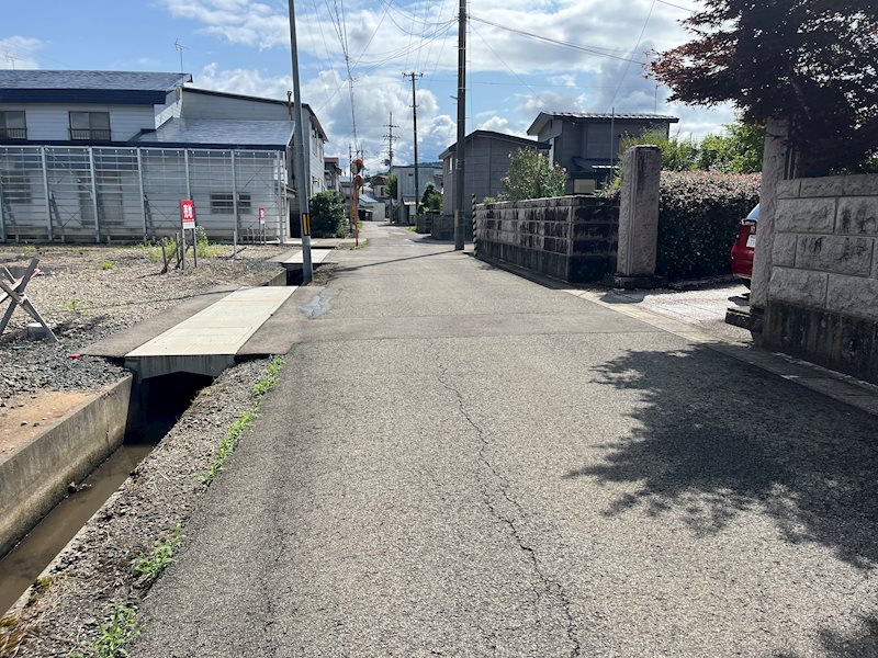 【分譲地】大仙市佐野町　ハピア佐野　B区画  現地写真（前面道路含む現地写真）